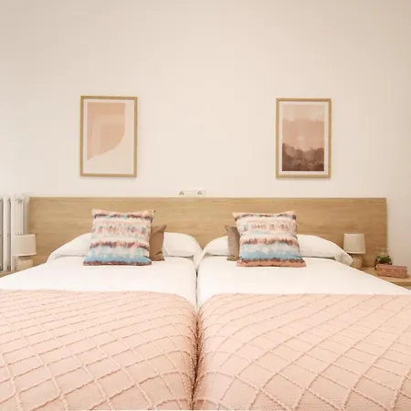 Elegante Y Recien Reformado En Abando * بلباو